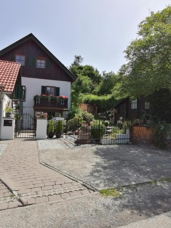 Gästewohnung Am Obstgarten Gräfrath Exterior foto