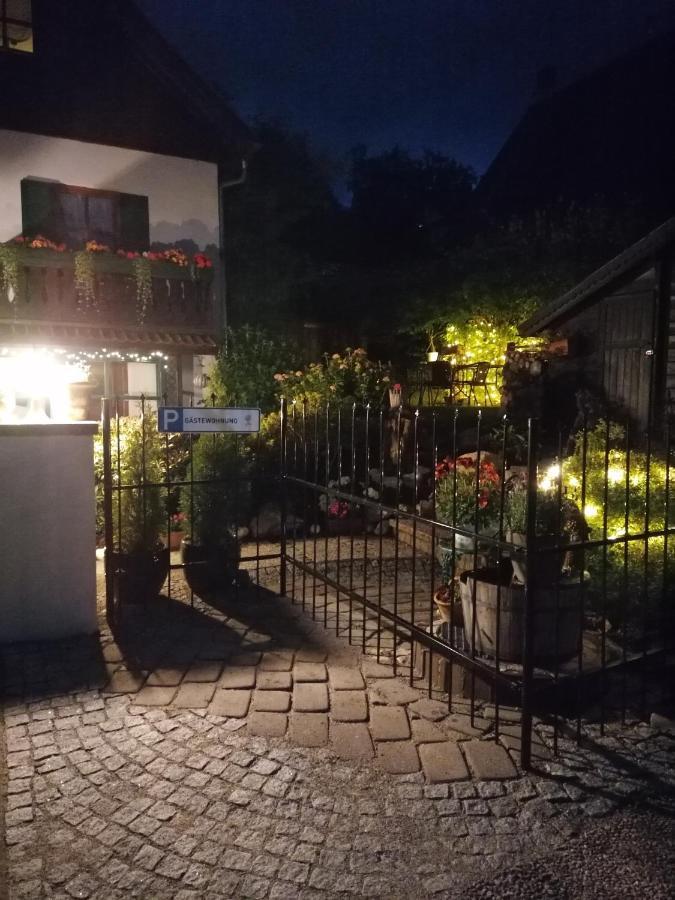 Gästewohnung Am Obstgarten Gräfrath Exterior foto