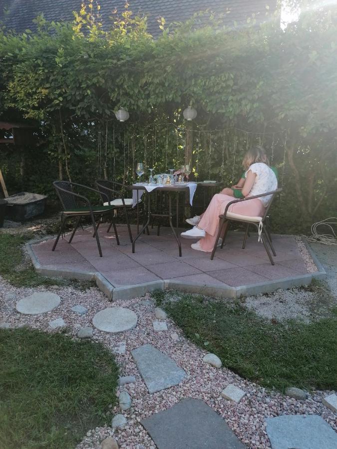 Gästewohnung Am Obstgarten Gräfrath Exterior foto